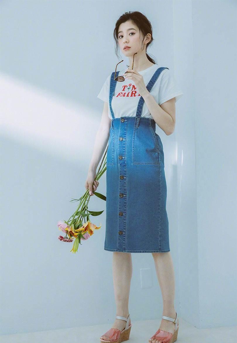                     日本仙女模特，170身高擁有完美比例，不愧是「奇跡的九頭身」美女，網友：腿長到不真實                